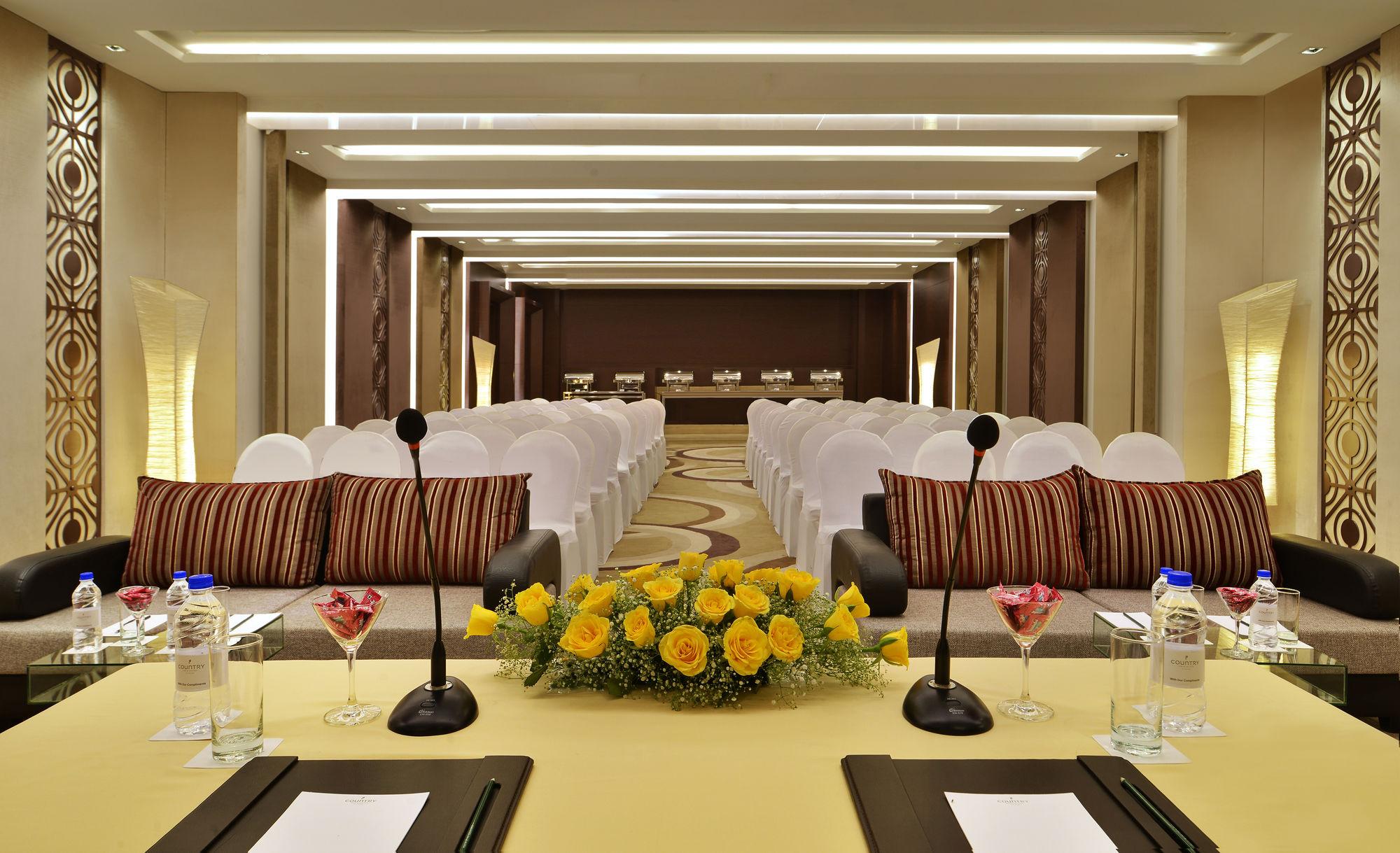 Country Inn & Suites By Radisson, Bengaluru Hebbal Road Ngoại thất bức ảnh