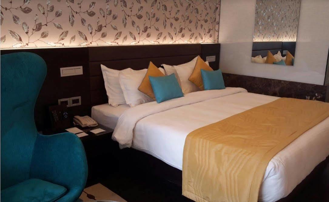Country Inn & Suites By Radisson, Bengaluru Hebbal Road Ngoại thất bức ảnh
